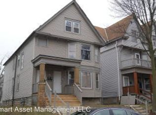 2222 N 39th St, Milwaukee, WI 53208