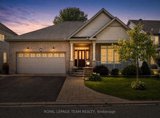 6 Knotwood Ct, Ottawa, ON K2J 5E5