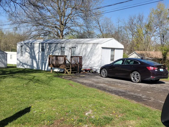 100 Kentucky St #13, Vine Grove, KY 40175