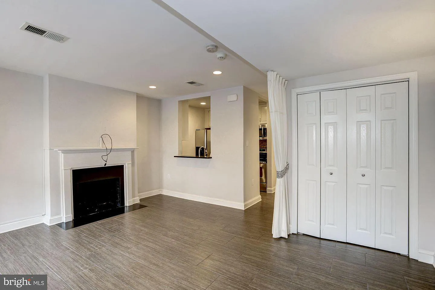 2022 N St NW - B — Photo 4