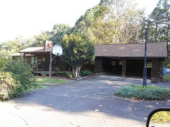 2nd image of 3205 Windy Hill Dr