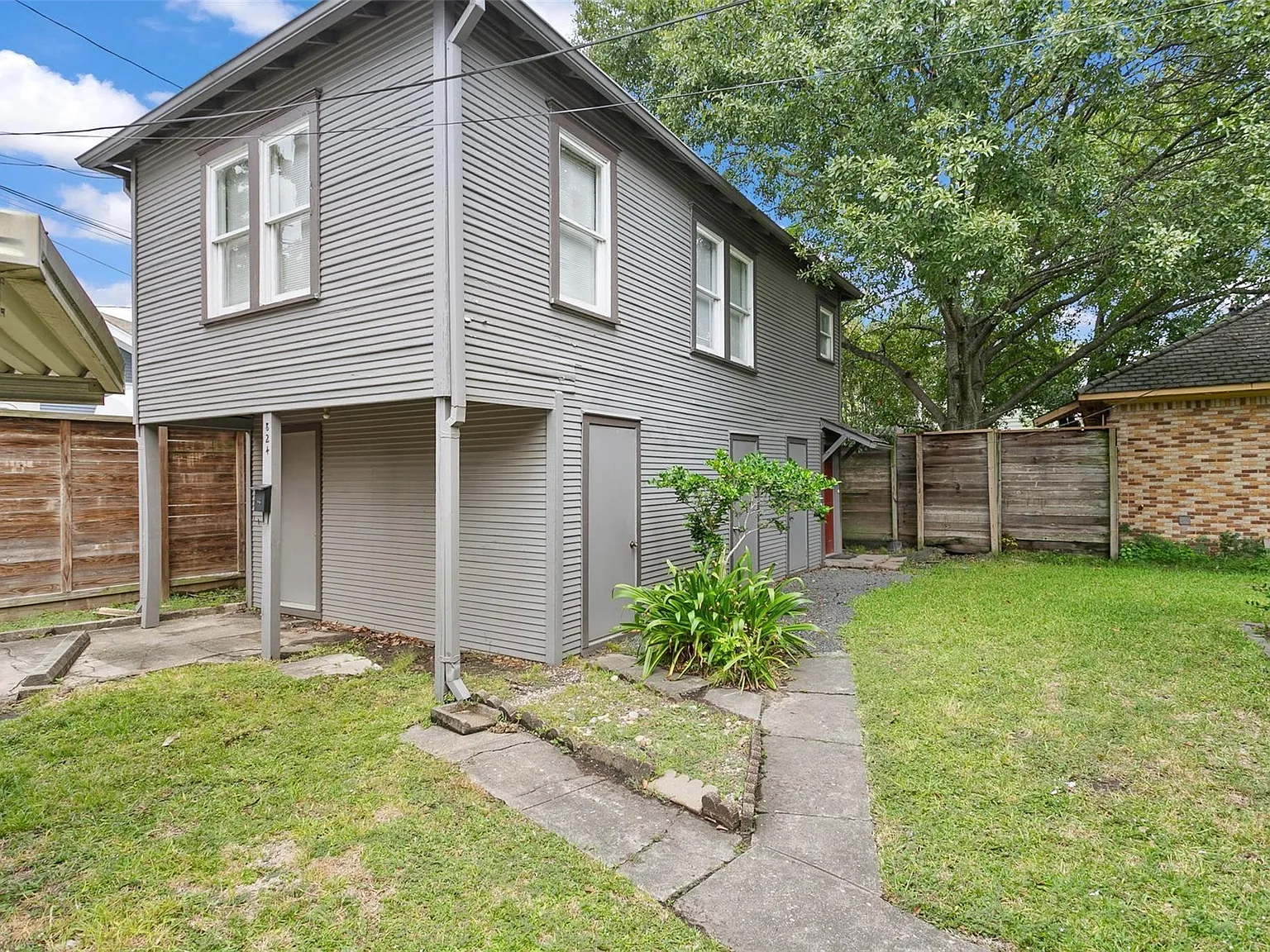 1 bed, 1.0 bath, 515 sqft, $1,050 — Photo 1