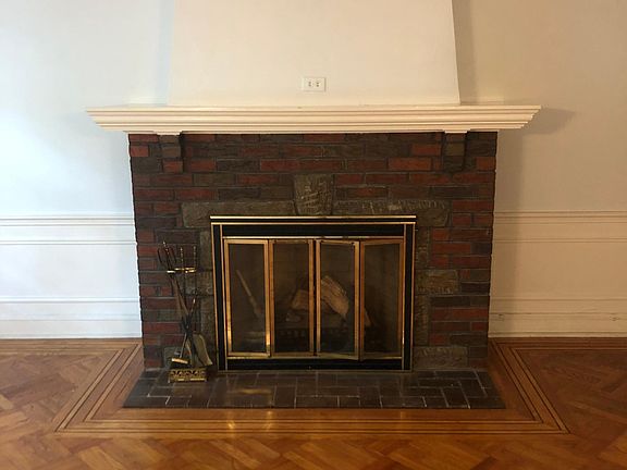 4th image of 304 E Gorgas Ln