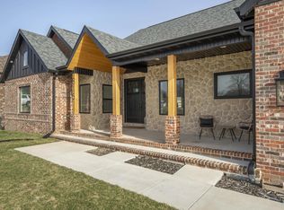 815 E Twin Maple Ct, Nixa, MO 65714