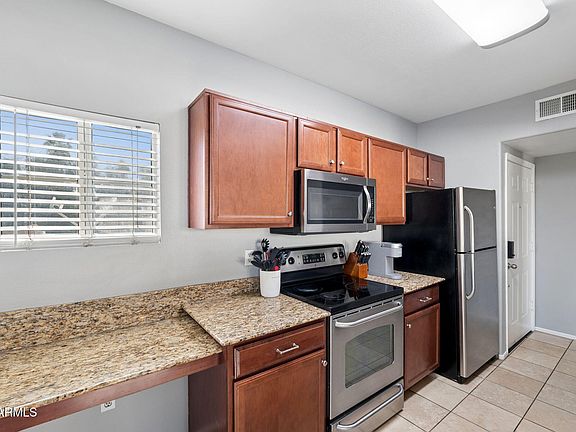4th image of 2134 E BROADWAY Road #2011