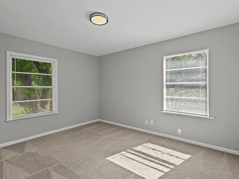 5931 Southville St — Photo 17