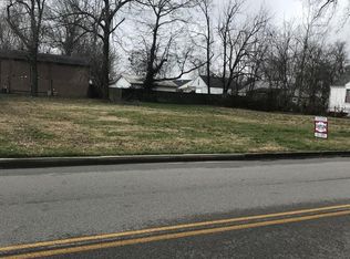 2606 Veach Rd, Owensboro, KY 42303