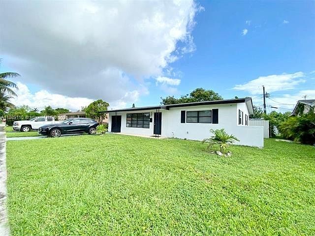 1st image of 6521 NW 21st St