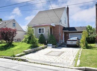 39 Winston Park Blvd, Toronto, ON M3K1C1