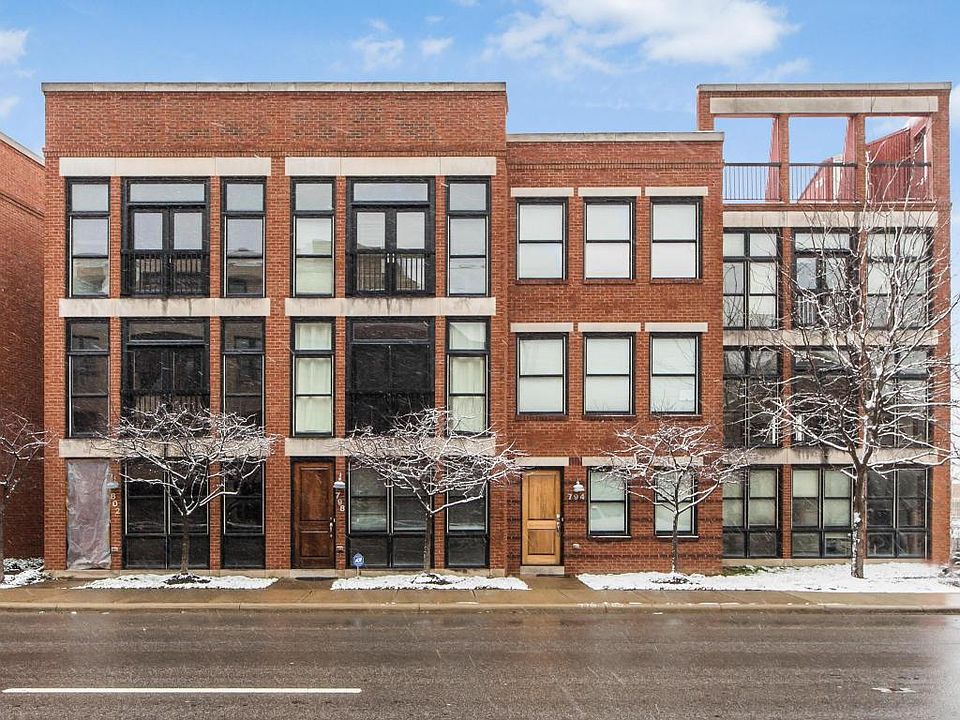 1st image of 798 N 4th St
