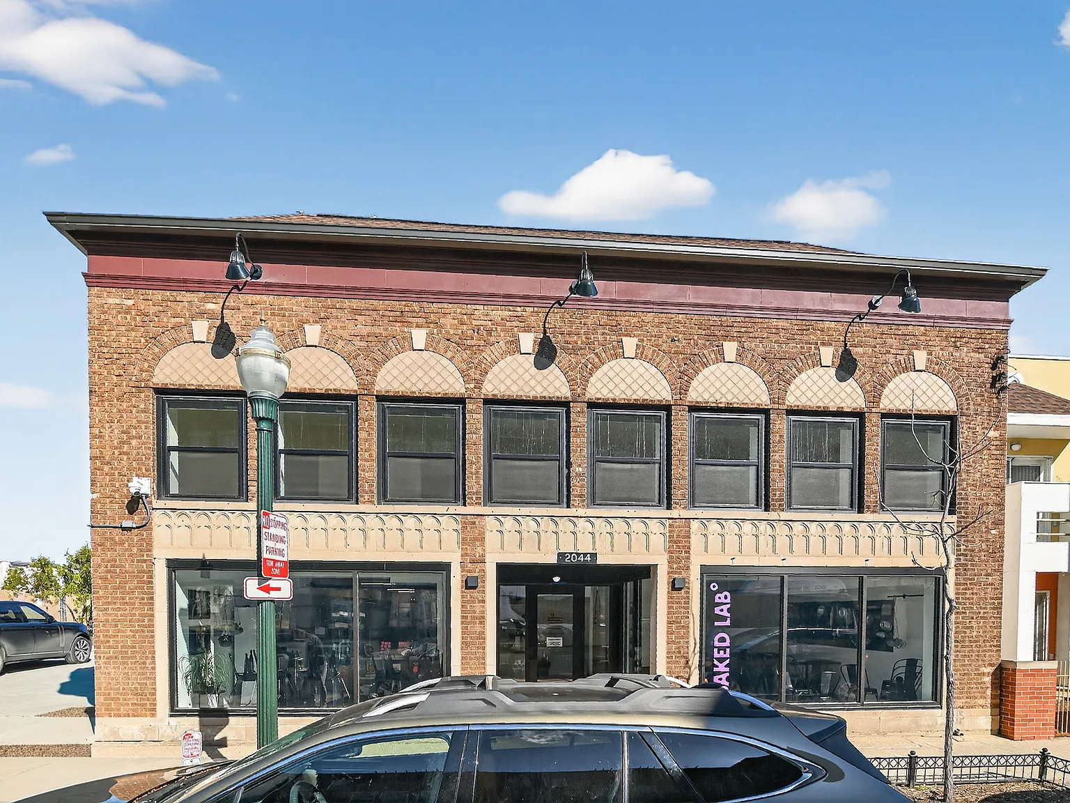 2 bed, 775 sqft, $1,900 — Photo 4