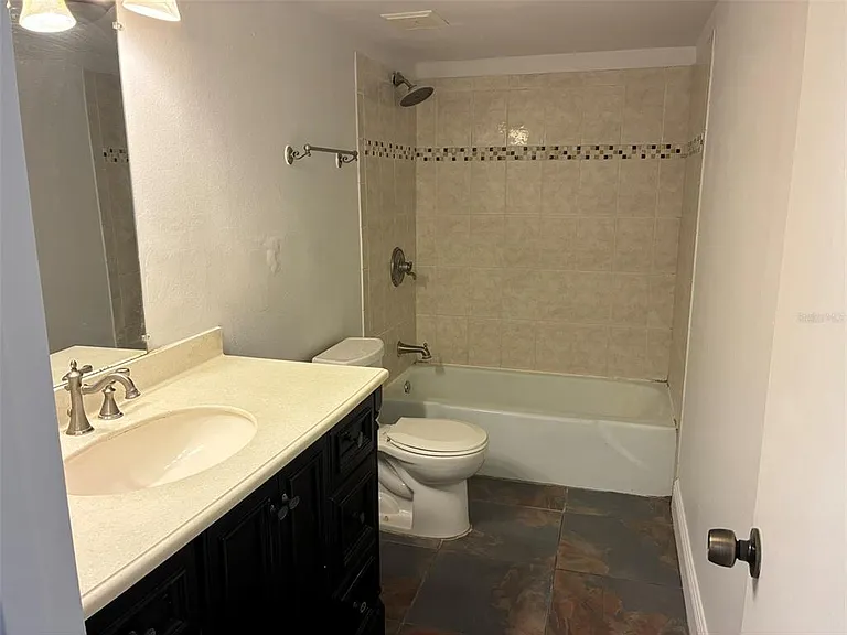 1944 Conway Rd #4 — Photo 11