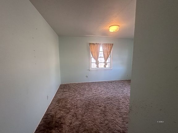 4th image of 245 S Sanders St