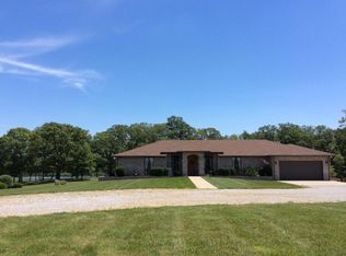 17634 N Hails Ln, MOUNT VERNON, IL 62864