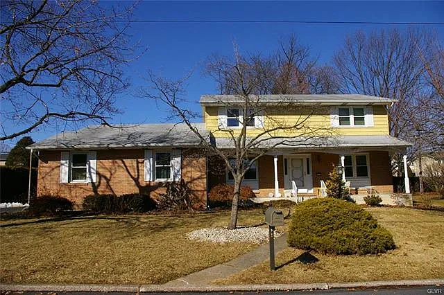 2335 W Congress St photo 1