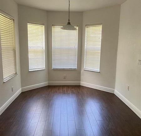 2nd image of 108 SW Peacock Blvd #5104