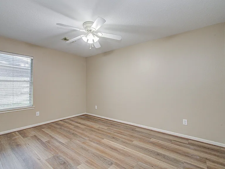 24203 Emory Green St — Photo 11