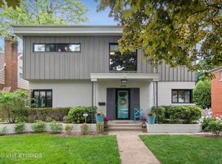2326 Greenwood Ave, Wilmette, IL 60091