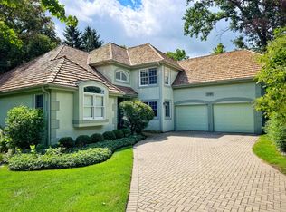 1761 Stanford Ct, Lake Forest, IL 60045