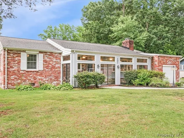 107 Winsome Haven Dr, Seaford, VA 23696