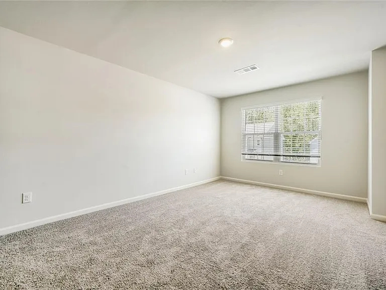 5980 Skylar Dr — Photo 8