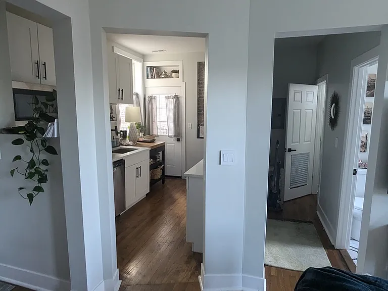 958 N Winchester Ave #3N — Photo 4