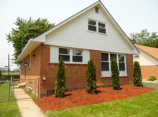 16932 Sunset Ridge Dr, Country Club Hills, IL 60478