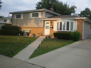 101 S Adeline Ave, Addison, IL 60101