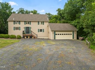 28 Juniper Lane, Athens, NY 12015