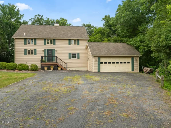 28 Juniper Lane, Athens, NY 12015