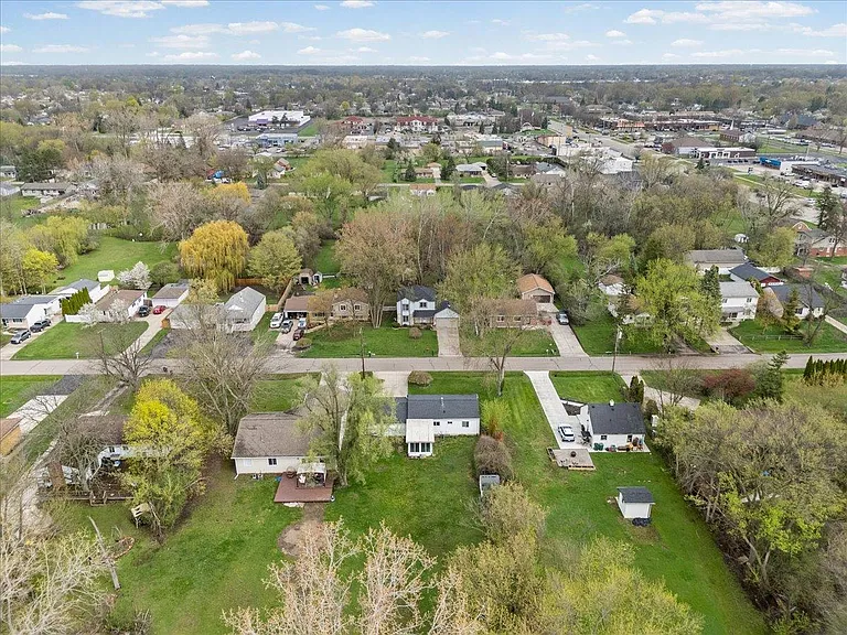 2931 Wisconsin Rd — Photo 48