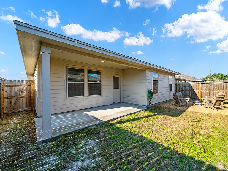2314 Quiet Ln — Photo 17