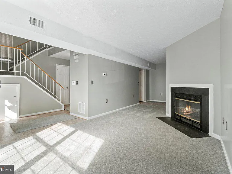 10477 Campus Way S — Photo 9