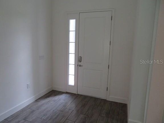 3rd image of 410 Wexham Ct