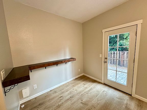 3rd image of 624 SE Shega Ct