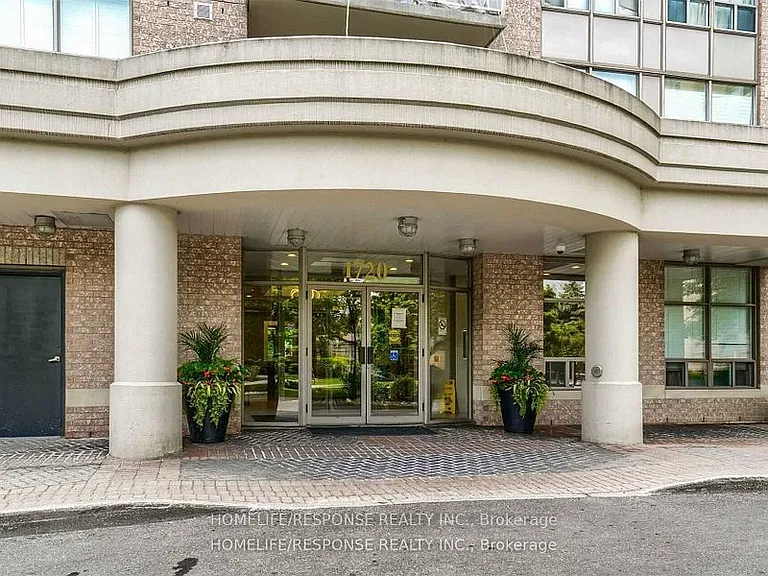 1720 Eglinton Ave E #LPH8 — Photo 2