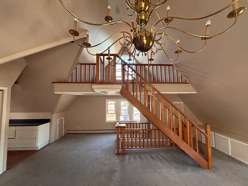 219 Hampshire St #3