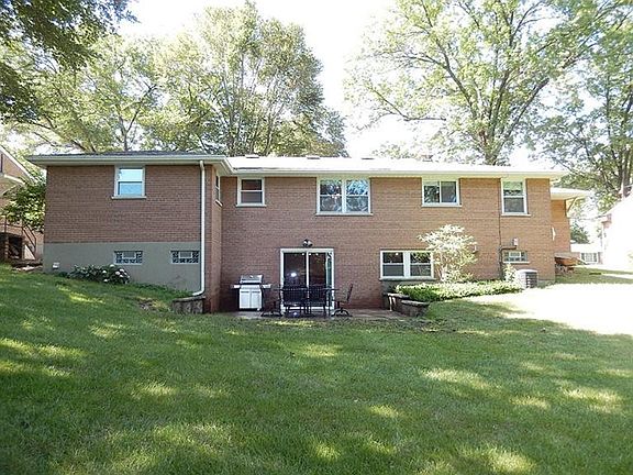 3rd image of 7280 Redondo Ct