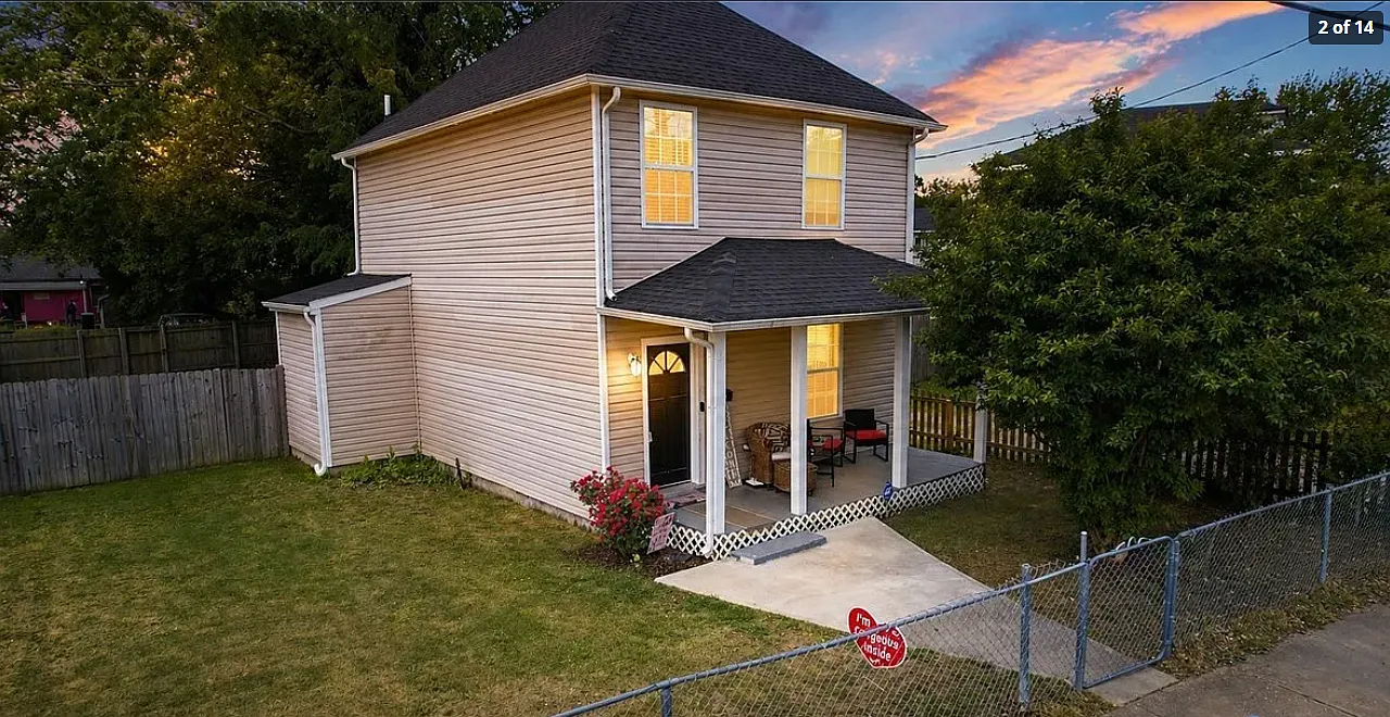 3 bed, 1190 sqft, $2,400 — Photo 2