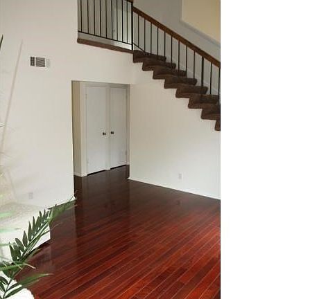 2nd image of 160 Green Glade Ct #20