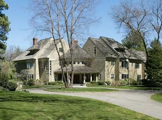 1352 Monument St, Concord, MA 01742