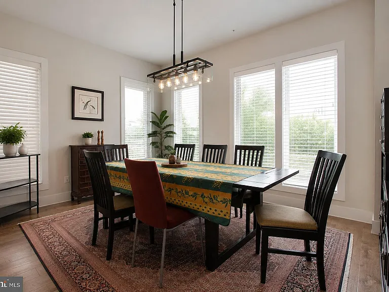 2815 Eisenhower Ave — Photo 14