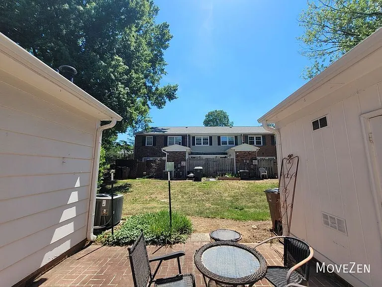 3003 Overton Dr #D — Photo 6