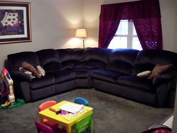 4th image of 1512 Hidden Valley Dr