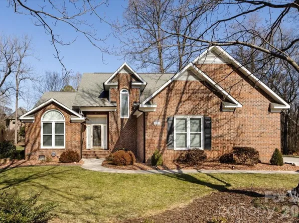 5901 Havencrest Ct NW, Concord, NC 28027