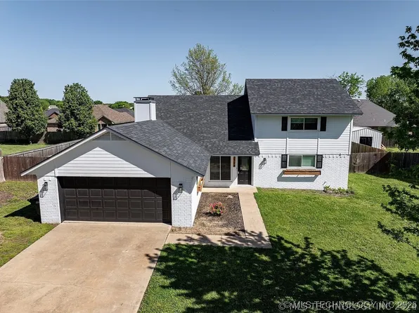2708 Little John Dr, Durant, OK 74701