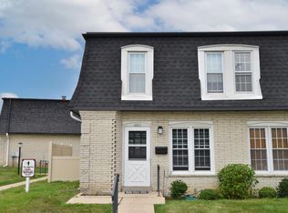4001 W Cherrywood Ln, Milwaukee, WI 53209