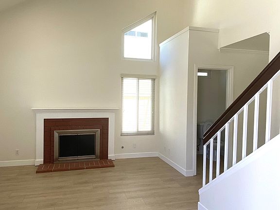 2nd image of 26162 Roscommon Ct