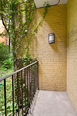 Rented by Corcoran | media 16