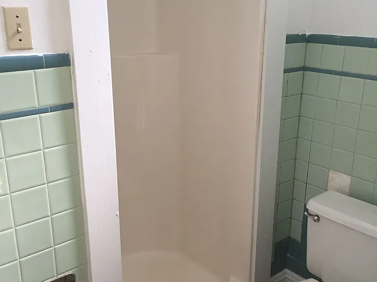 511 Lowell Ave — Photo 3